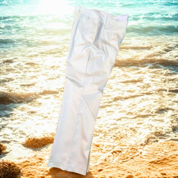 Liz Claiborne Emma Flare Leg Pants White Size 18 NWT - Picture 1 of 6